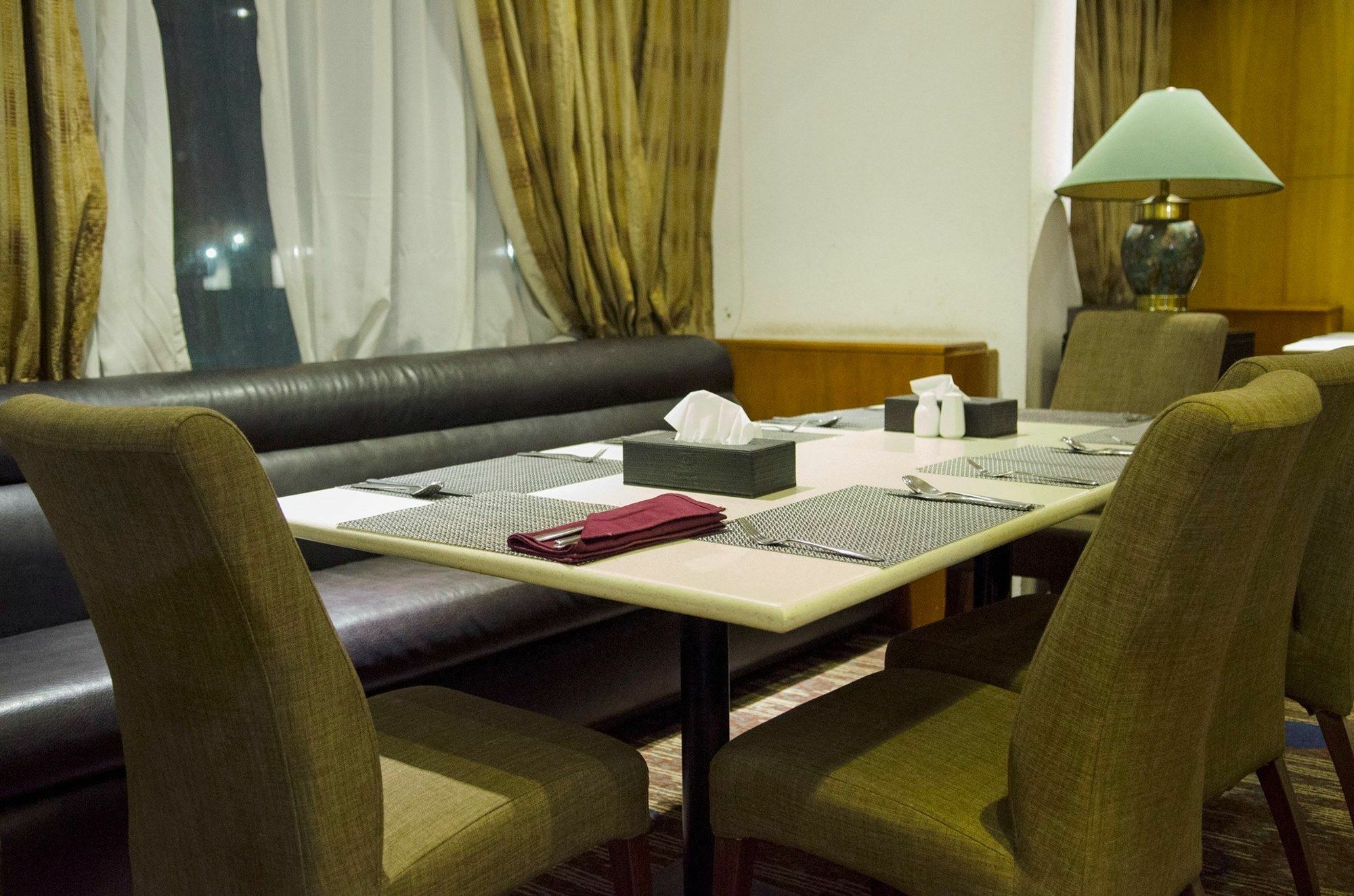 Hofuf Hotel Ель-Хаса Екстер'єр фото
